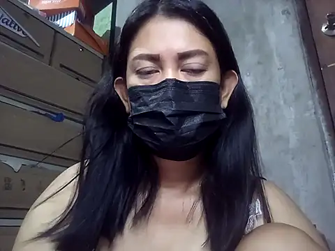 Snapshot of kiefhy chatting on August 6, 2026, 1:35 pm kiefhy online show from August 6, 2026, 1:35 pm