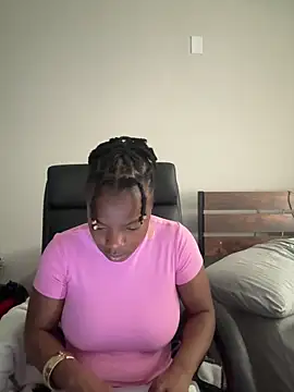 Snapshot of princesselizabeth chatting on June 3, 2026, 1:57 pm princesselizabeth online show from June 3, 2026, 1:57 pm