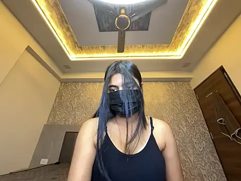 Snapshot of Miss_Heer chatting on May 16, 2026, 6:17 pm Miss Heer online show from May 16, 2026, 6:17 pm