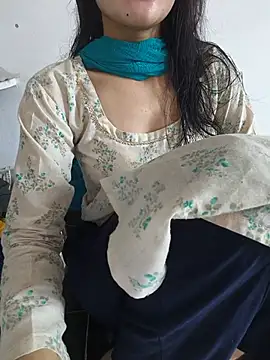 zoya baby  online show from July 4, 2026, 4:07 am