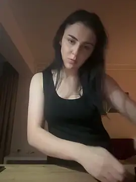 ema-emanuela online show from June 2, 2026, 9:39 pm
