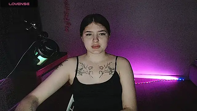 Snapshot of Blackangels chatting on June 2, 2026, 11:07 pm Blackangels online show from June 2, 2026, 11:07 pm
