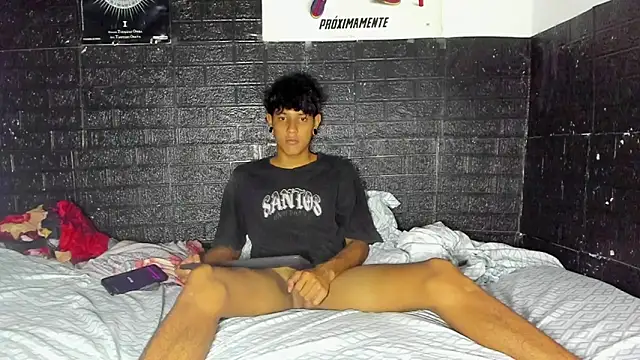 Snapshot of santos_dx chatting on May 6, 2026, 3:46 am santos dx online show from May 6, 2026, 3:46 am