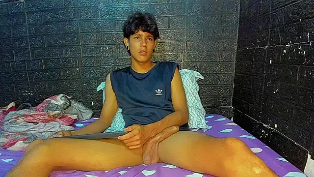 Snapshot of santos_dx chatting on May 14, 2026, 2:51 am santos dx online show from May 14, 2026, 2:51 am