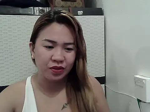 Snapshot of mecka20 chatting on May 13, 2026, 10:38 pm mecka20 online show from May 13, 2026, 10:38 pm