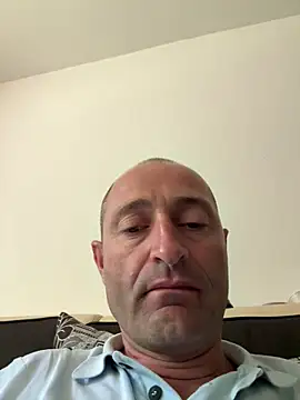 vladgree online show from May 10, 2026, 7:13 am