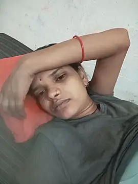 Snapshot of Student_garl_1 chatting on May 29, 2026, 10:57 am Student garl 1 online show from May 29, 2026, 10:57 am