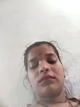 Snapshot of Student_garl_1 chatting on June 20, 2026, 9:23 am Student garl 1 online show from June 20, 2026, 9:23 am