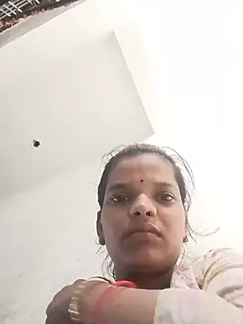 Snapshot of Student_garl_1 chatting on July 10, 2026, 1:54 am Student garl 1 online show from July 10, 2026, 1:54 am