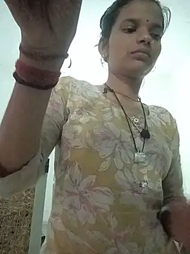 Snapshot of Student_garl_1 chatting on July 11, 2026, 12:46 am Student garl 1 online show from July 11, 2026, 12:46 am