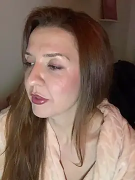 Snapshot of therealgingerr chatting on June 6, 2026, 1:32 am therealgingerr online show from June 6, 2026, 1:32 am