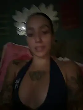Snapshot of MartinadeCaxias chatting on May 16, 2026, 8:18 pm MartinadeCaxias online show from May 16, 2026, 8:18 pm