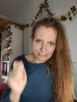 Snapshot of Candy_Cougar chatting on May 13, 2026, 6:55 am Candy Cougar online show from May 13, 2026, 6:55 am