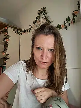 Snapshot of Candy_Cougar chatting on May 23, 2026, 6:51 am Candy Cougar online show from May 23, 2026, 6:51 am