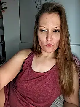 Snapshot of Candy_Cougar chatting on June 8, 2026, 6:47 am Candy Cougar online show from June 8, 2026, 6:47 am