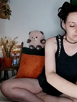 Goddessm00n1 online show from June 5, 2026, 10:48 pm