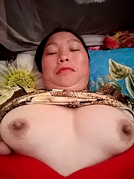 YeuAnhbigcock online show from May 7, 2026, 4:18 am