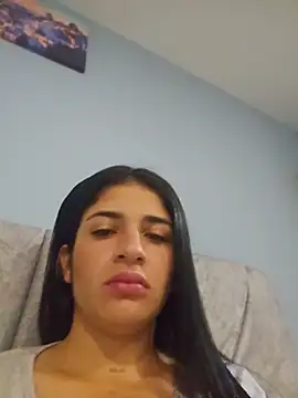 Snapshot of Alisson_Andersen chatting on May 18, 2026, 4:02 pm Alisson Andersen online show from May 18, 2026, 4:02 pm