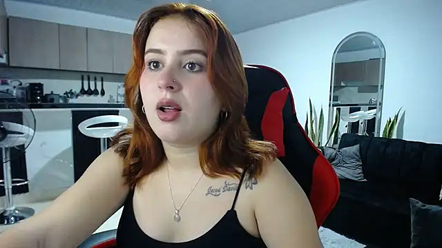 Snapshot of sweet_bella_29 chatting on June 22, 2026, 3:19 am sweet bella 29 online show from June 22, 2026, 3:19 am