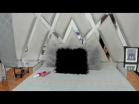 Snapshot of SweetVenuus chatting on May 9, 2026, 1:38 pm SweetVenuus online show from May 9, 2026, 1:38 pm