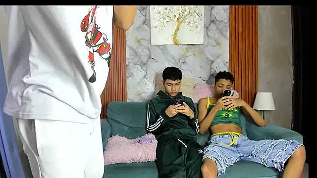 TWINKS BOYSX online show from July 14, 2026, 1:17 pm