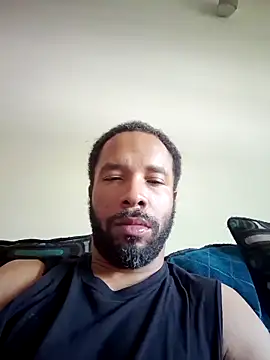 yoursexydaddy8181 online show from May 18, 2026, 8:47 pm