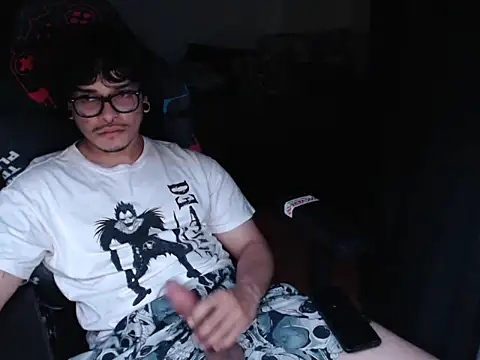 Snapshot of lilgothboy chatting on May 28, 2026, 1:03 am lilgothboy online show from May 28, 2026, 1:03 am