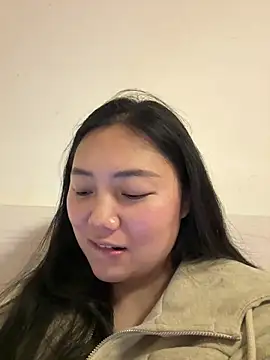 Snapshot of yanling668 chatting on May 11, 2026, 1:39 pm yanling668 online show from May 11, 2026, 1:39 pm