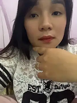 Lyly damdang online show from May 9, 2026, 9:14 am