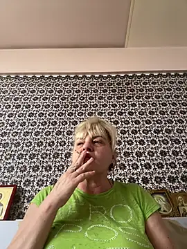Snapshot of AnastasiaGrey777 chatting on June 17, 2026, 5:10 am AnastasiaGrey777 online show from June 17, 2026, 5:10 am