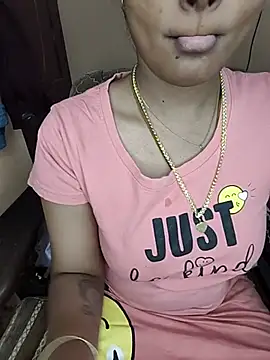 Snapshot of Tamil__Thara003 chatting on July 15, 2026, 4:56 pm Tamil Thara003 online show from July 15, 2026, 4:56 pm