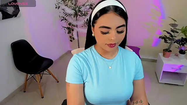 Margot Robie online show from May 9, 2026, 2:44 pm