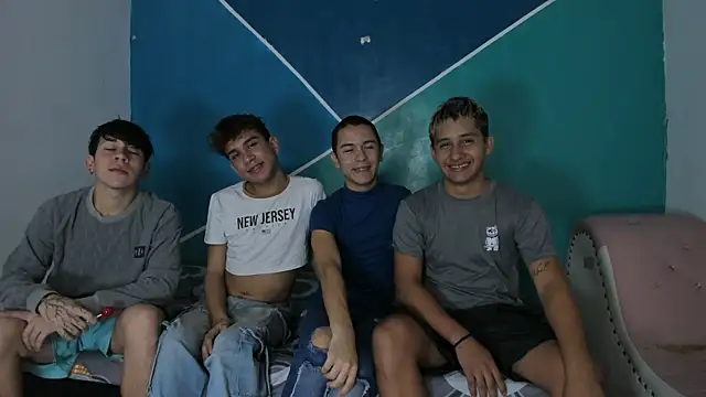 Snapshot of wild_boys_zs chatting on July 12, 2026, 5:20 am wild boys zs online show from July 12, 2026, 5:20 am
