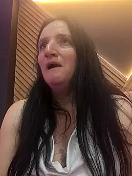 Snapshot of CloeMature chatting on May 31, 2026, 11:39 pm CloeMature online show from May 31, 2026, 11:39 pm