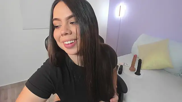 Snapshot of luna_blazze_ chatting on June 16, 2026, 12:19 pm luna blazze online show from June 16, 2026, 12:19 pm