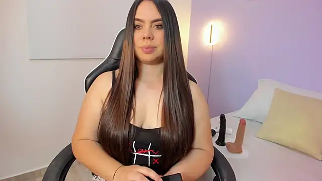 Snapshot of luna_blazze_ chatting on June 19, 2026, 12:42 pm luna blazze online show from June 19, 2026, 12:42 pm