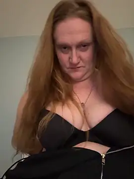 Kellilyn10 online show from June 6, 2026, 2:16 am