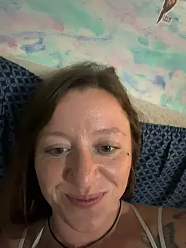 MoonlightOutlaws online show from May 14, 2026, 4:41 am