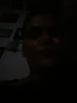 Snapshot of Leena_singh chatting on June 21, 2026, 8:44 pm Leena singh online show from June 21, 2026, 8:44 pm
