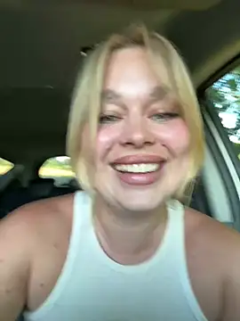 lilixcake online show from June 25, 2026, 5:06 pm