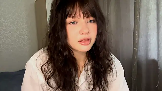 Snapshot of EmilyMercurial chatting on May 29, 2026, 8:01 am EmilyMercurial online show from May 29, 2026, 8:01 am