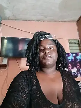 Snapshot of Thickfaith chatting on May 19, 2026, 10:05 pm Thickfaith online show from May 19, 2026, 10:05 pm