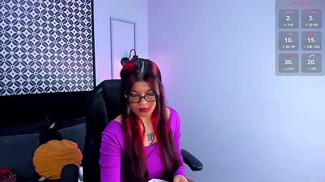amelie furtado online show from June 1, 2026, 1:24 pm