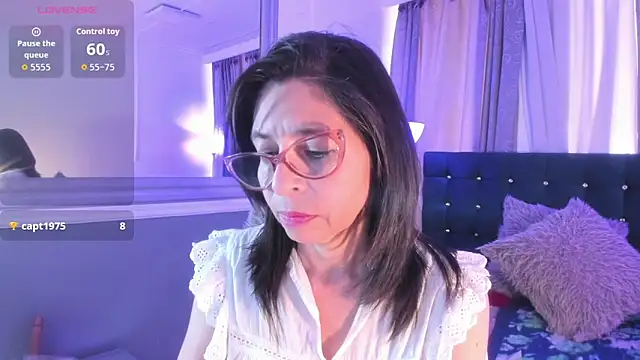 Snapshot of lena_gray chatting on June 21, 2026, 2:41 pm lena gray online show from June 21, 2026, 2:41 pm