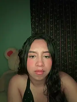 juli 06 online show from May 10, 2026, 5:34 am