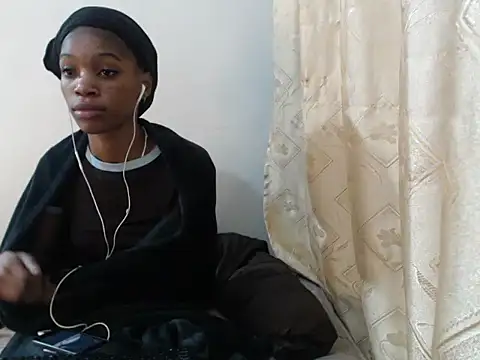 PetiteBarbie 05 online show from July 4, 2026, 4:57 pm