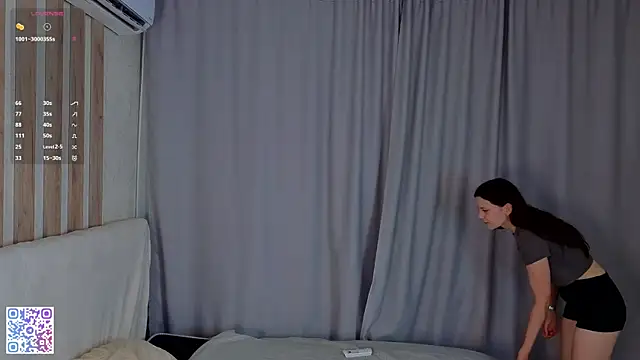 Snapshot of FlorancePistilli chatting on June 17, 2026, 1:52 am FlorancePistilli online show from June 17, 2026, 1:52 am