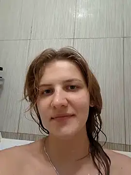 Snapshot of mooniekiss chatting on May 29, 2026, 7:01 pm mooniekiss online show from May 29, 2026, 7:01 pm