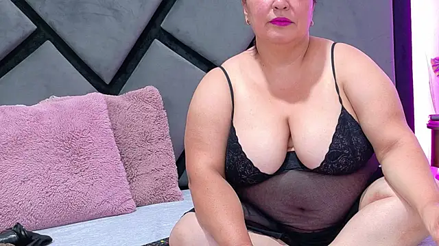 Natasha2603 online show from May 14, 2026, 8:37 pm