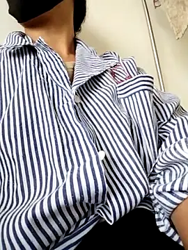 Snapshot of Meo_meo- chatting on May 15, 2026, 2:40 am Meo meo- online show from May 15, 2026, 2:40 am